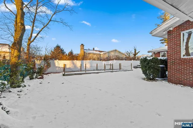$2,799,000 | 662 Summit Street, Englewood Cliffs, NJ 07632