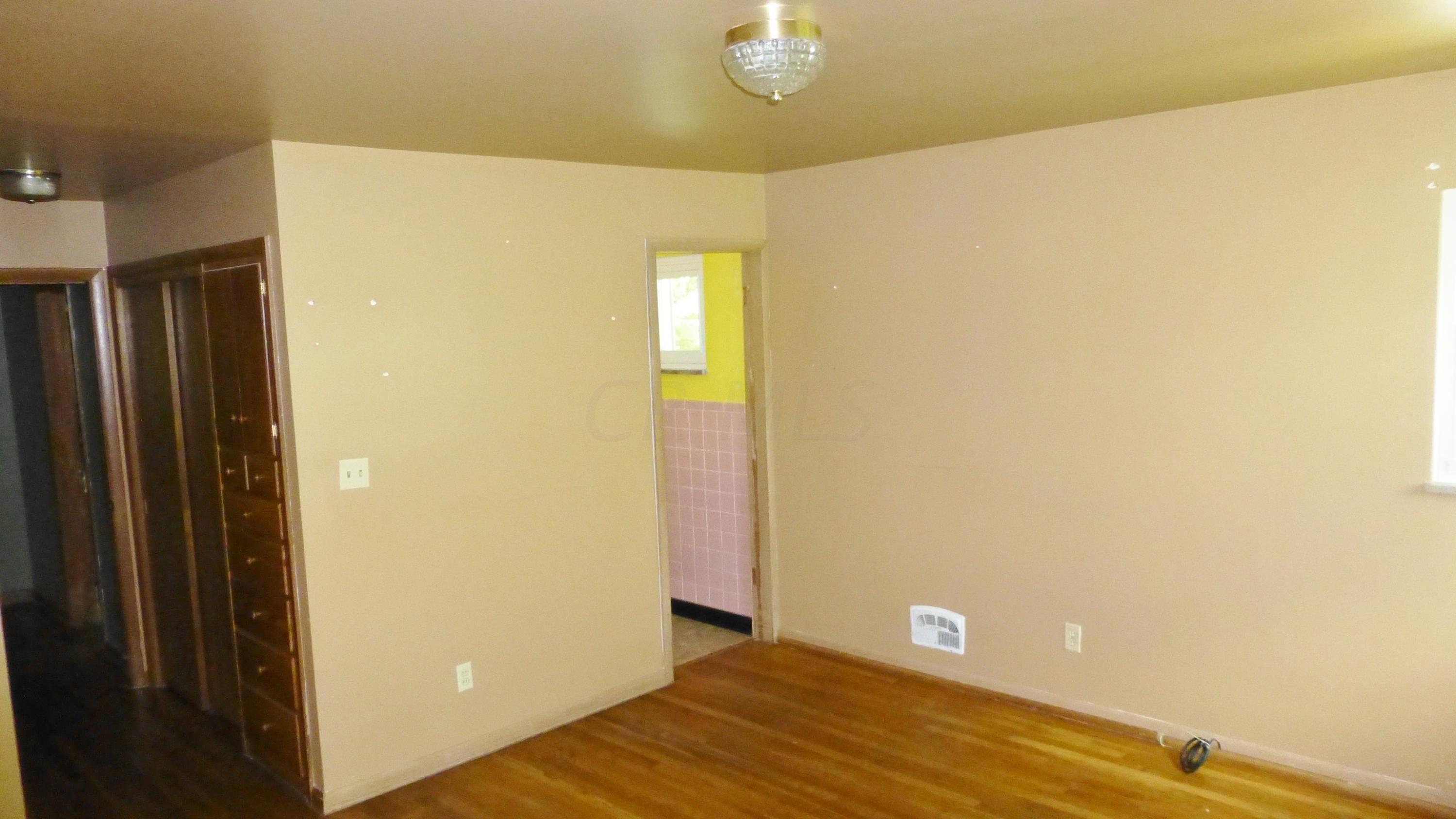 114 South Harding Road Columbus, OH 43209 - Photo 10 of 12