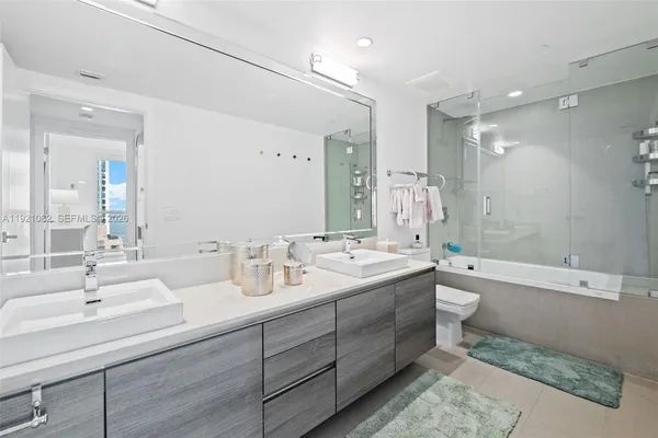 $4,550 | 1080 Brickell Avenue, Unit 2506, Miami, FL 33131