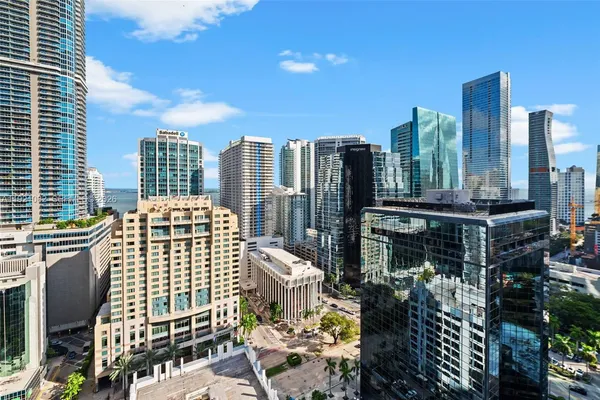 $4,550 | 1080 Brickell Avenue, Unit 2506, Miami, FL 33131