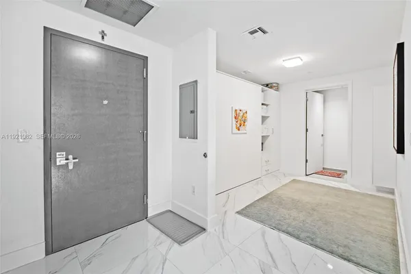 $4,550 | 1080 Brickell Avenue, Unit 2506, Miami, FL 33131