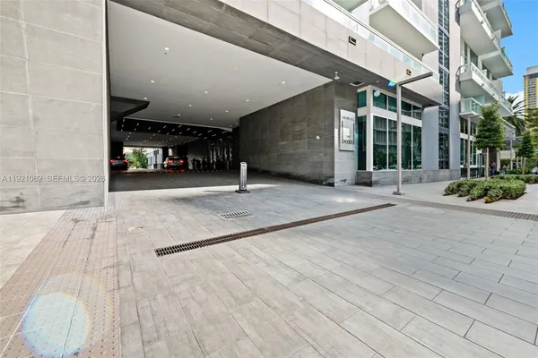 $4,550 | 1080 Brickell Avenue, Unit 2506, Miami, FL 33131