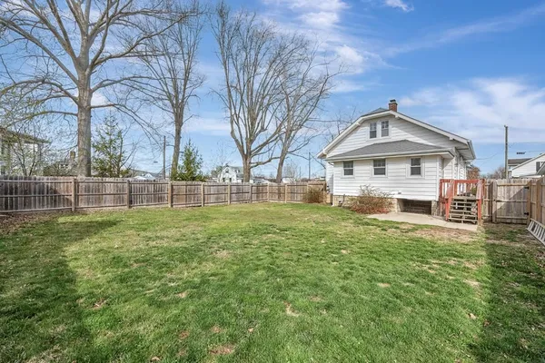 $242,500 | 405 Liberty Street, Batesville, IN 47006