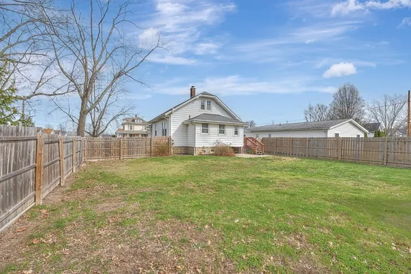 $242,500 | 405 Liberty Street, Batesville, IN 47006