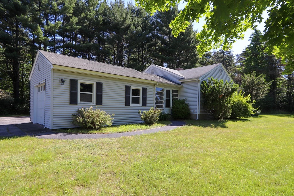 14 Snow Road Grafton, MA 01536 - Photo 1 of 22 Gallery Image 1