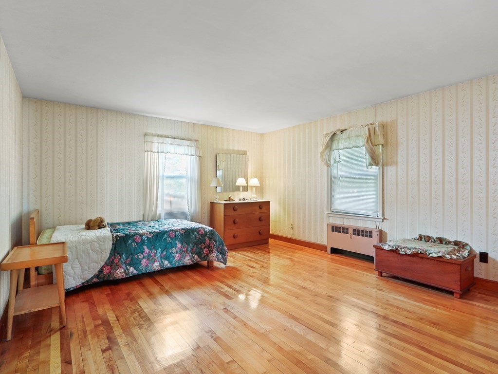 14 Snow Road Grafton, MA 01536 - Photo 10 of 22 Gallery Image 10