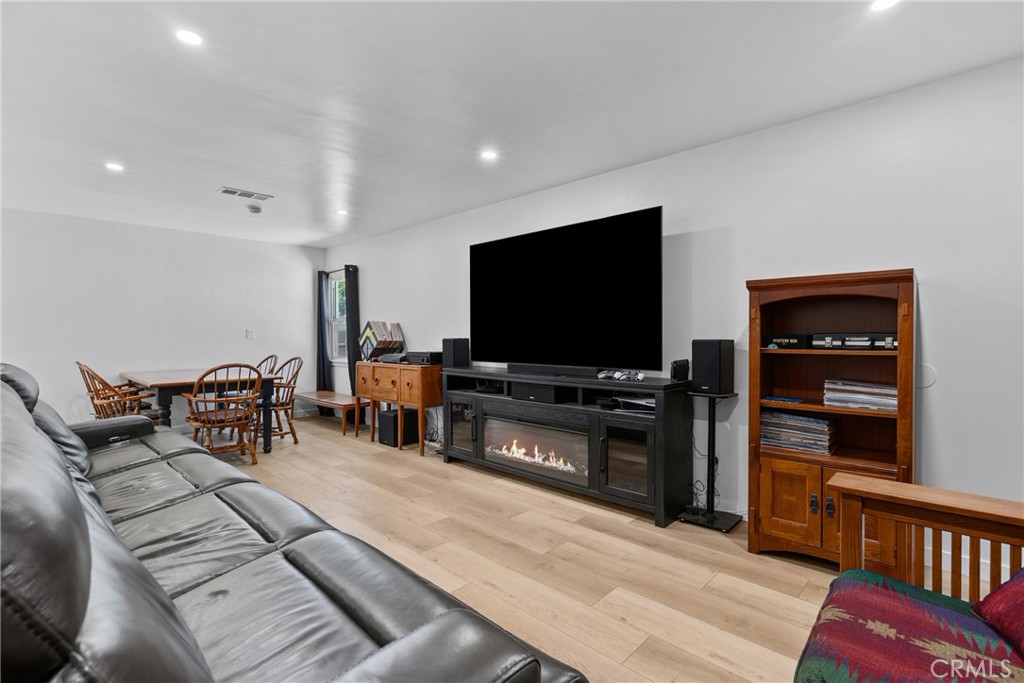 13832 Filmore Street Pacoima, CA 91331 - Photo 13 of 37