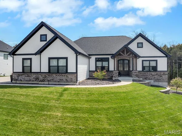 $750,000 | 504 Hawthorne Ridge, Foristell, MO 63348