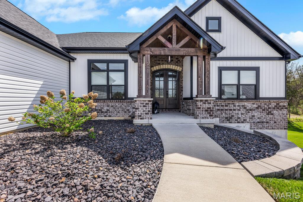 504 Hawthorne Ridge Foristell, MO 63348 - Photo 2 of 56