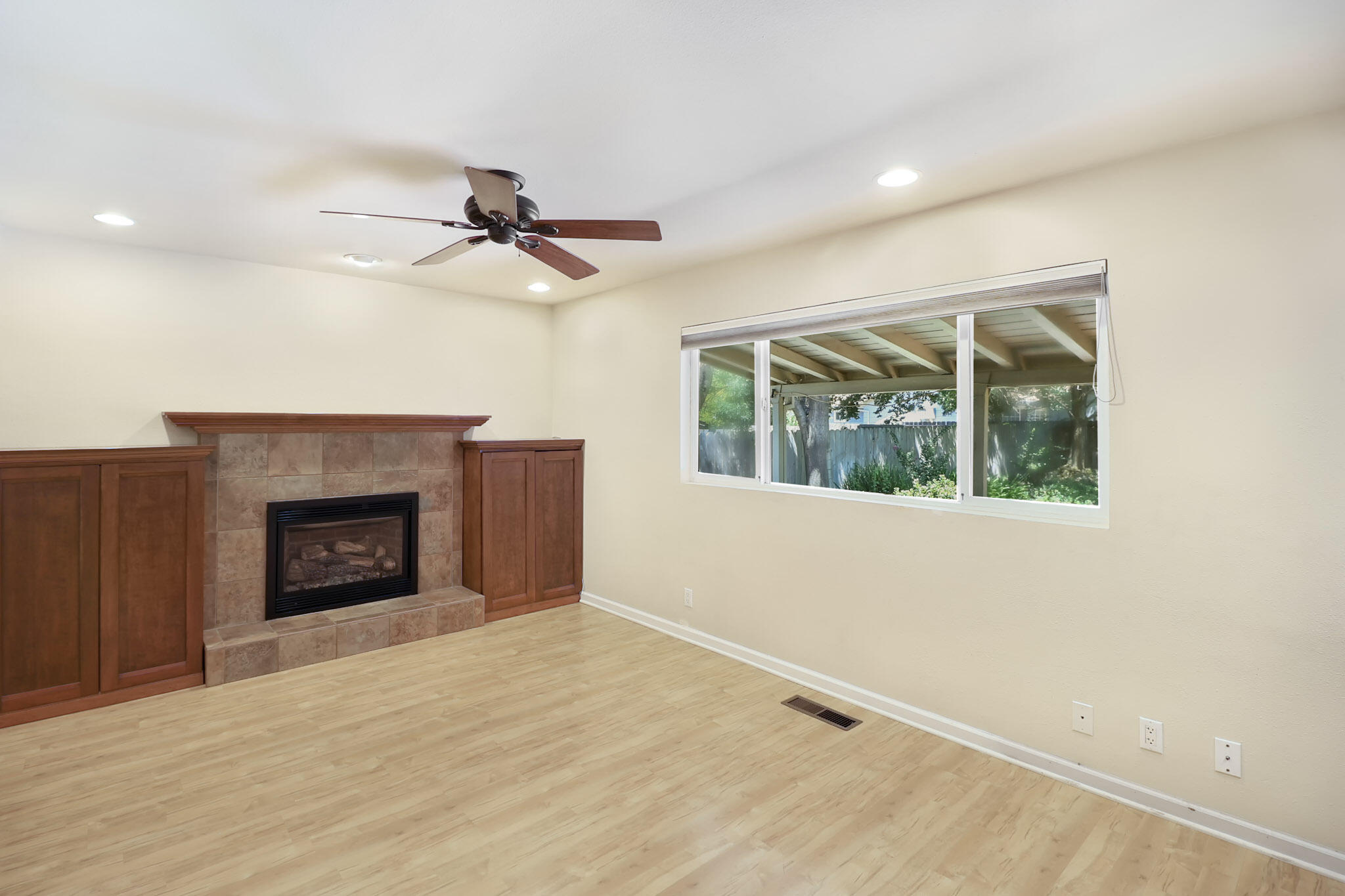 544 Rafael Street Redding, CA 96002 - Photo 18 of 41 Fam-Gas insert