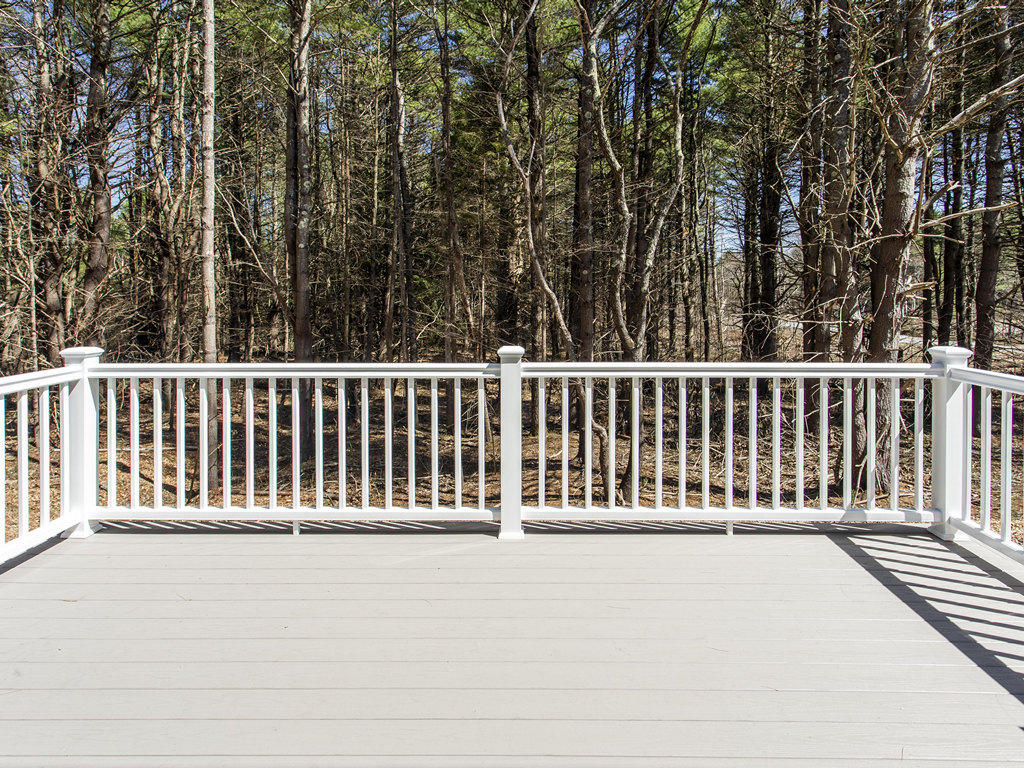 112 Brackett Road Brunswick, ME 04011 - Photo 32 of 33 Back Deck