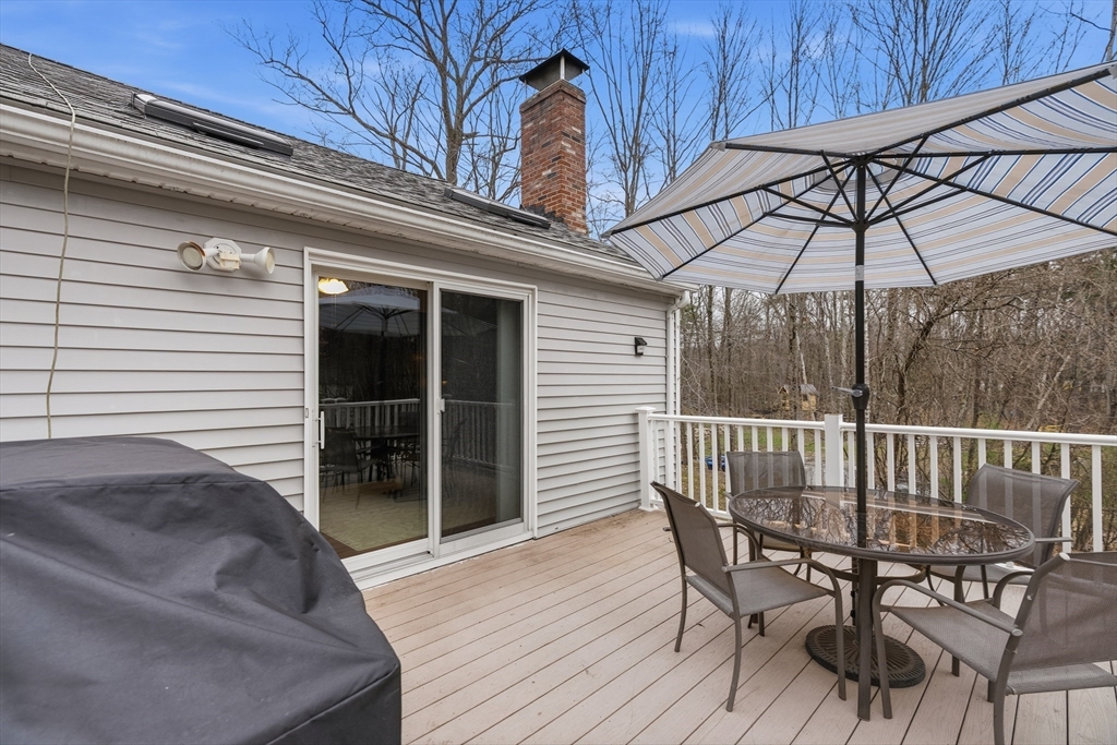 35 Shannon Road Hampstead, NH 03841 - Photo 25 of 32