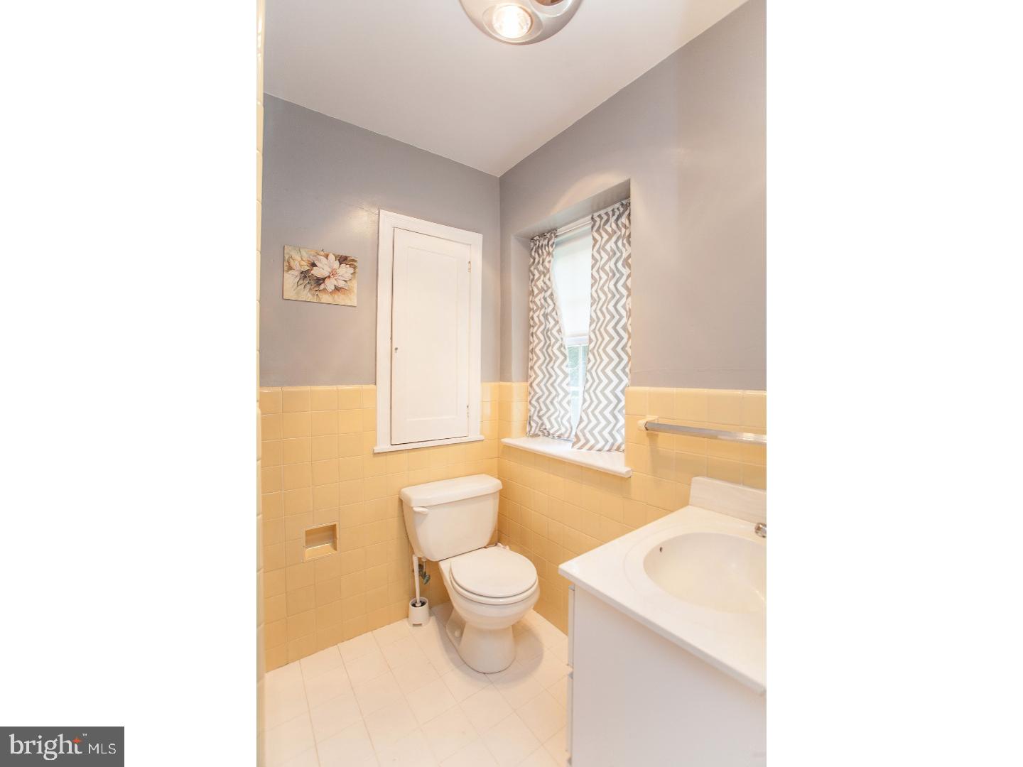 1112 Orleans Road Cheltenham, PA 19012 - Photo 12 of 22 Master Bathroom
