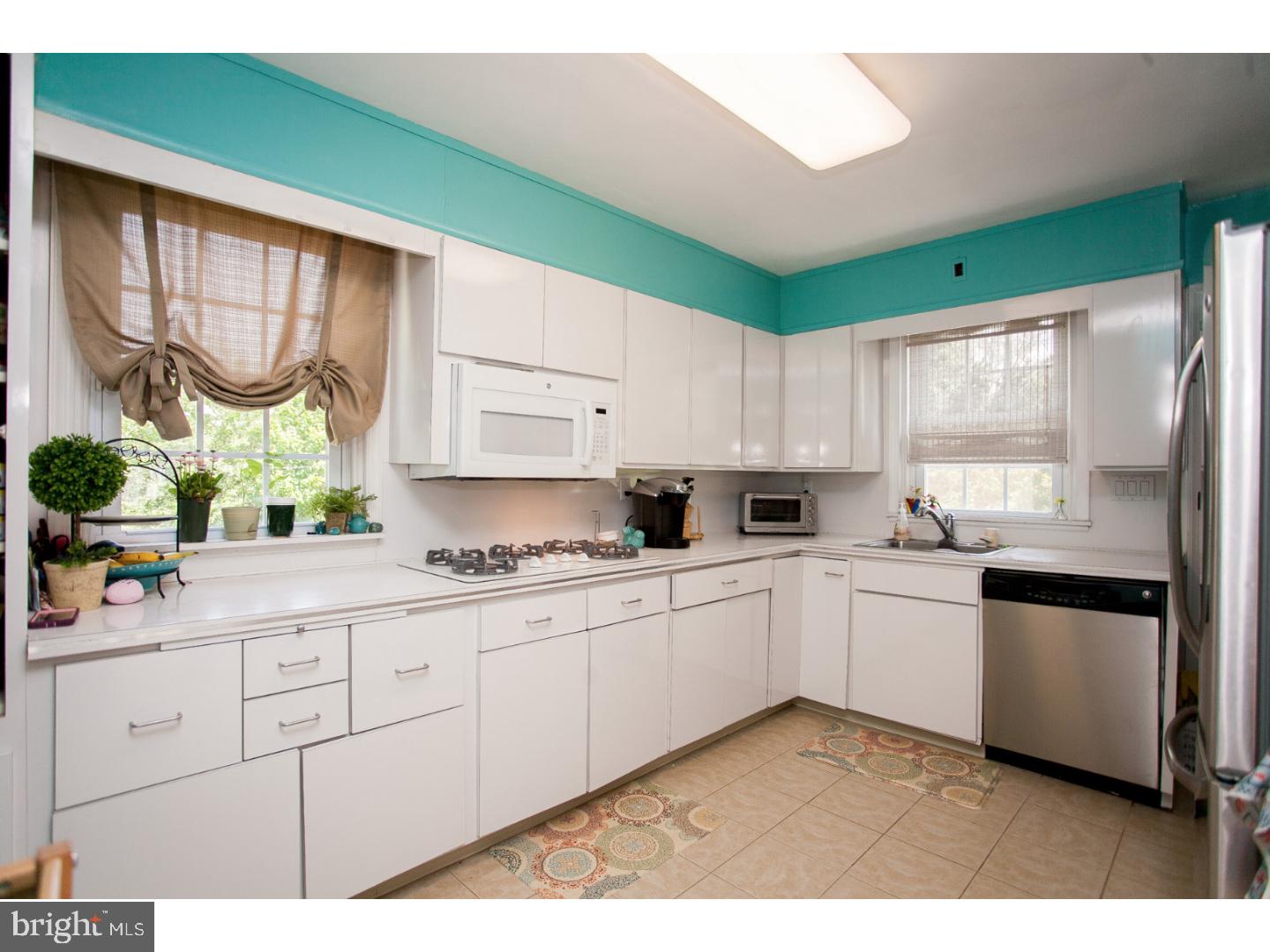 1112 Orleans Road Cheltenham, PA 19012 - Photo 5 of 22 Kitchen