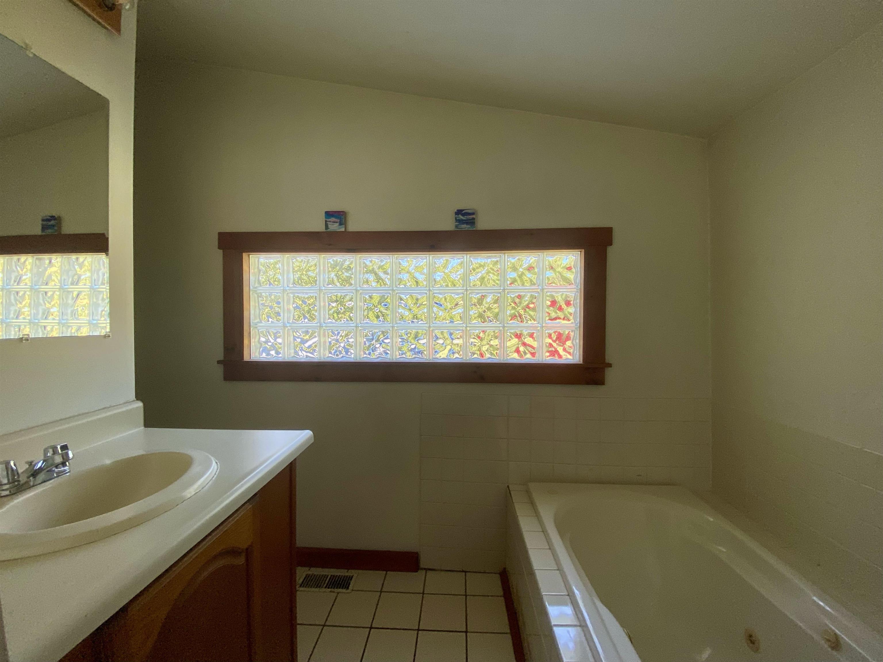 332 Craigue Hill Road Springfield, VT 05156 - Photo 23 of 32