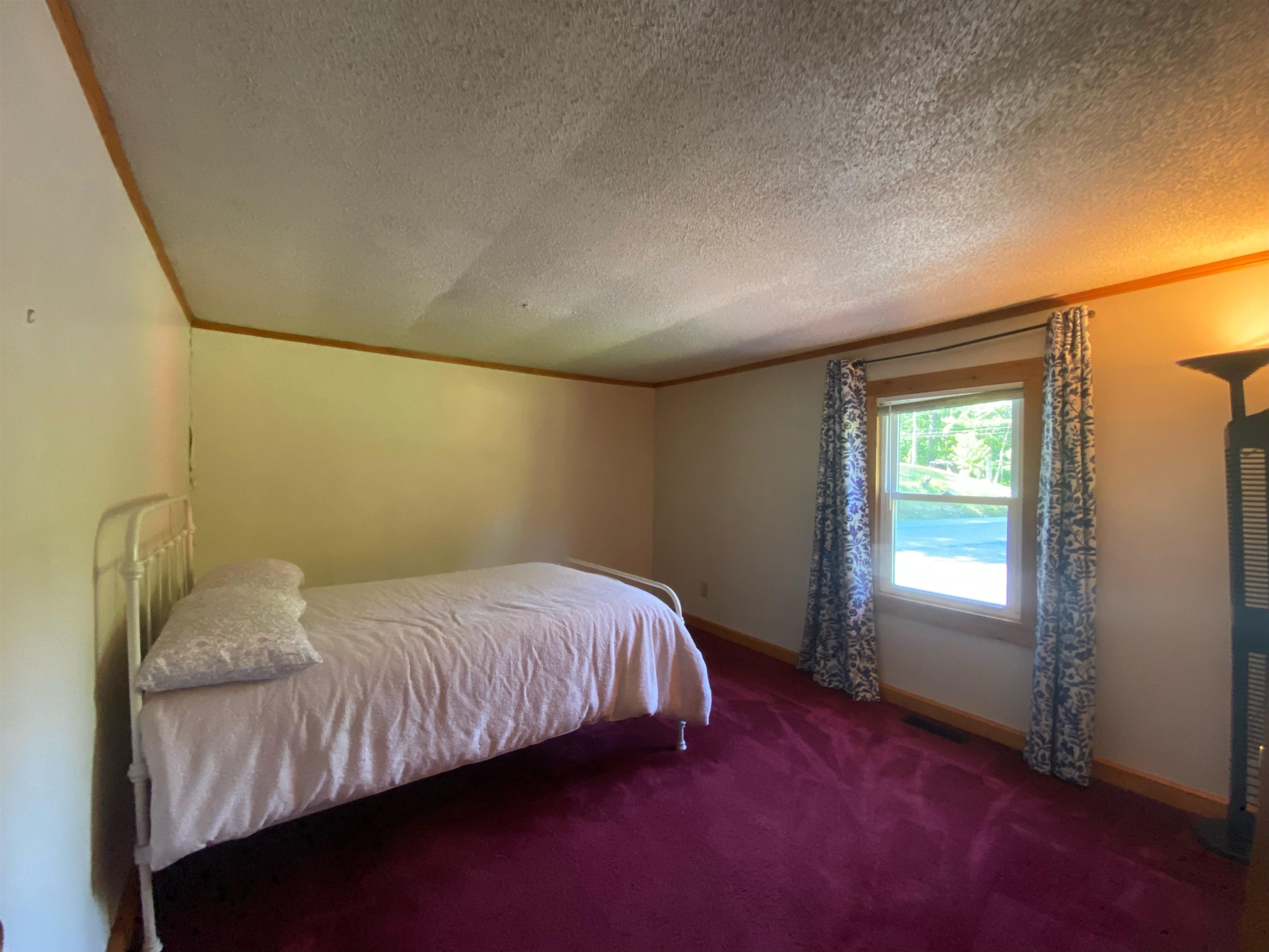 332 Craigue Hill Road Springfield, VT 05156 - Photo 4 of 32