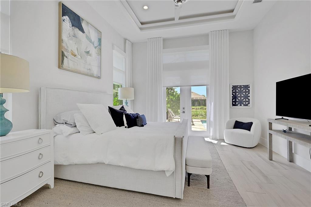 6136 Rodney Bay Lane Naples, FL 34113 - Photo 12 of 37