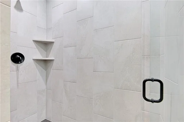 $889,900 | 24999 West 98th Place, Lenexa, KS 66227