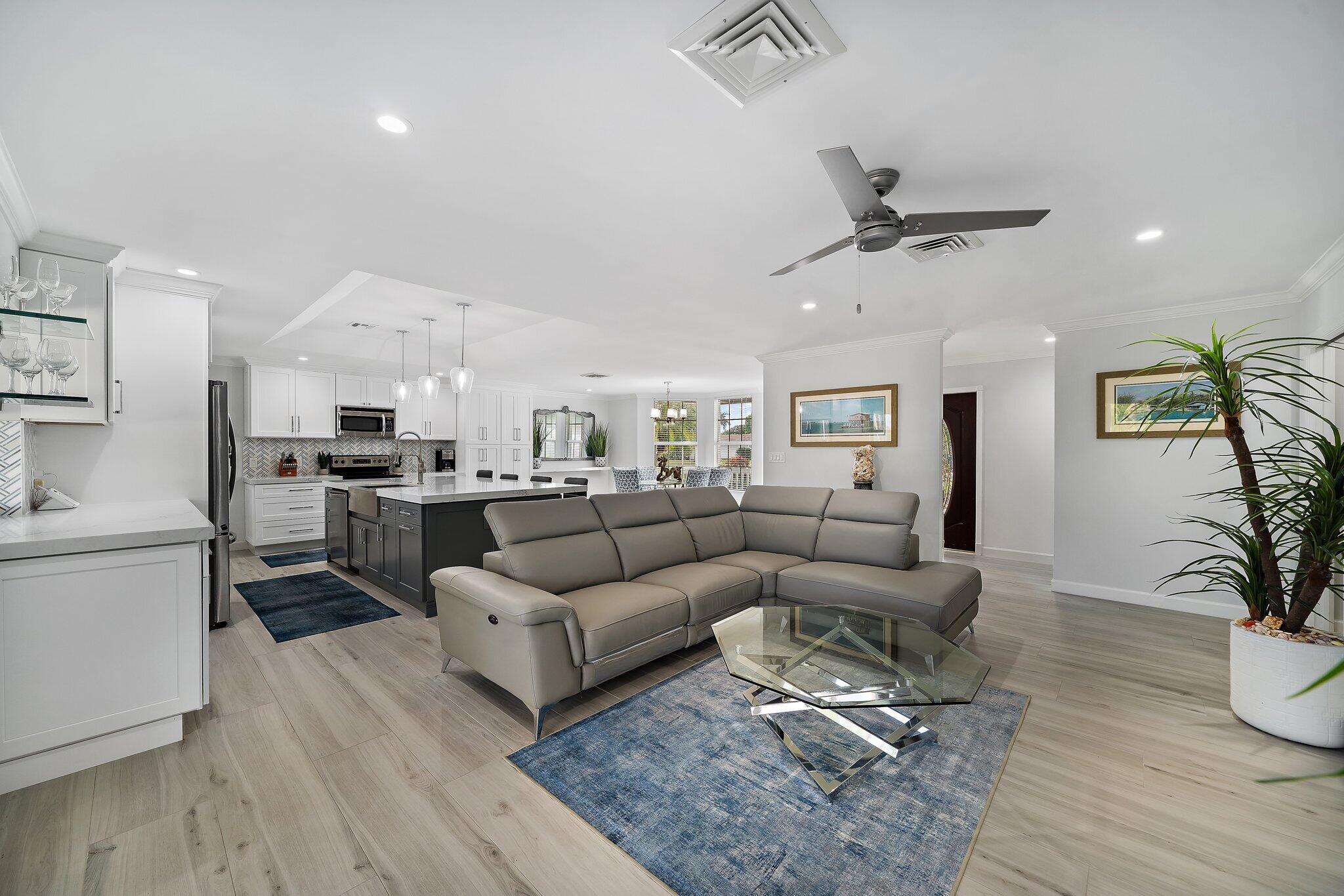 5895 Keith Road Jupiter, FL 33458 - Photo 14 of 62 031-5895KeithRoad-Jupiter-FL-33458-SMALL