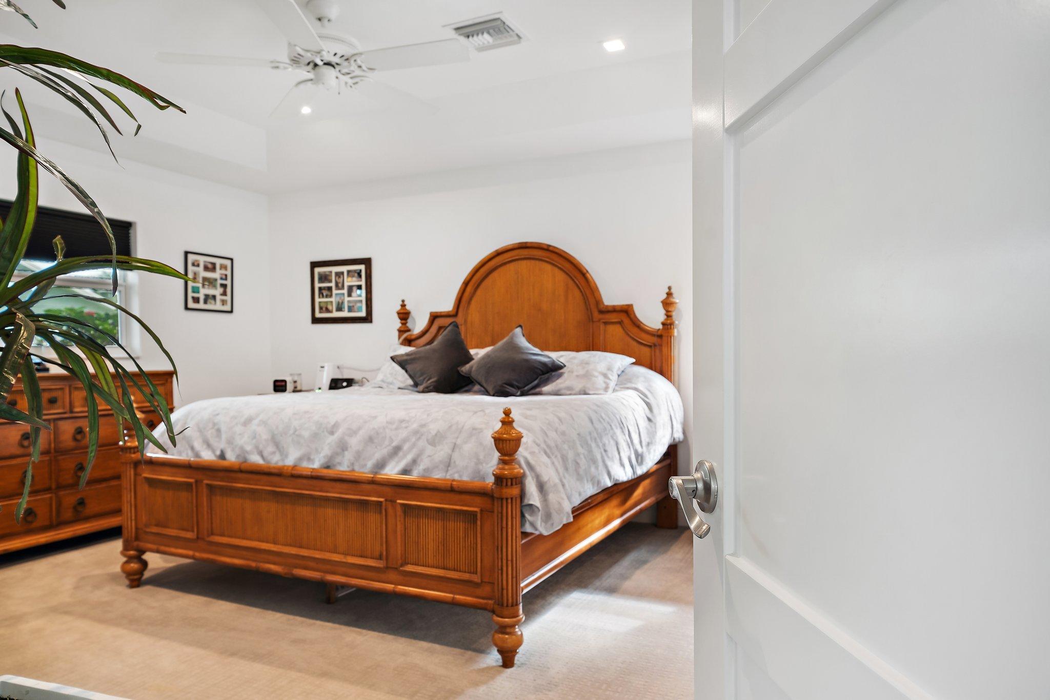 5895 Keith Road Jupiter, FL 33458 - Photo 16 of 62 039-5895KeithRoad-Jupiter-FL-33458-SMALL