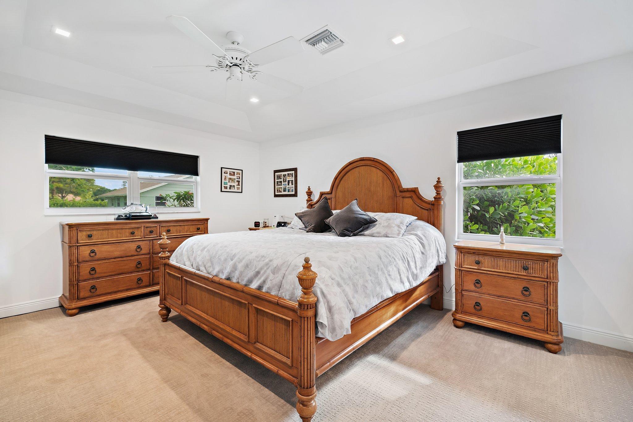 5895 Keith Road Jupiter, FL 33458 - Photo 17 of 62 040-5895KeithRoad-Jupiter-FL-33458-SMALL