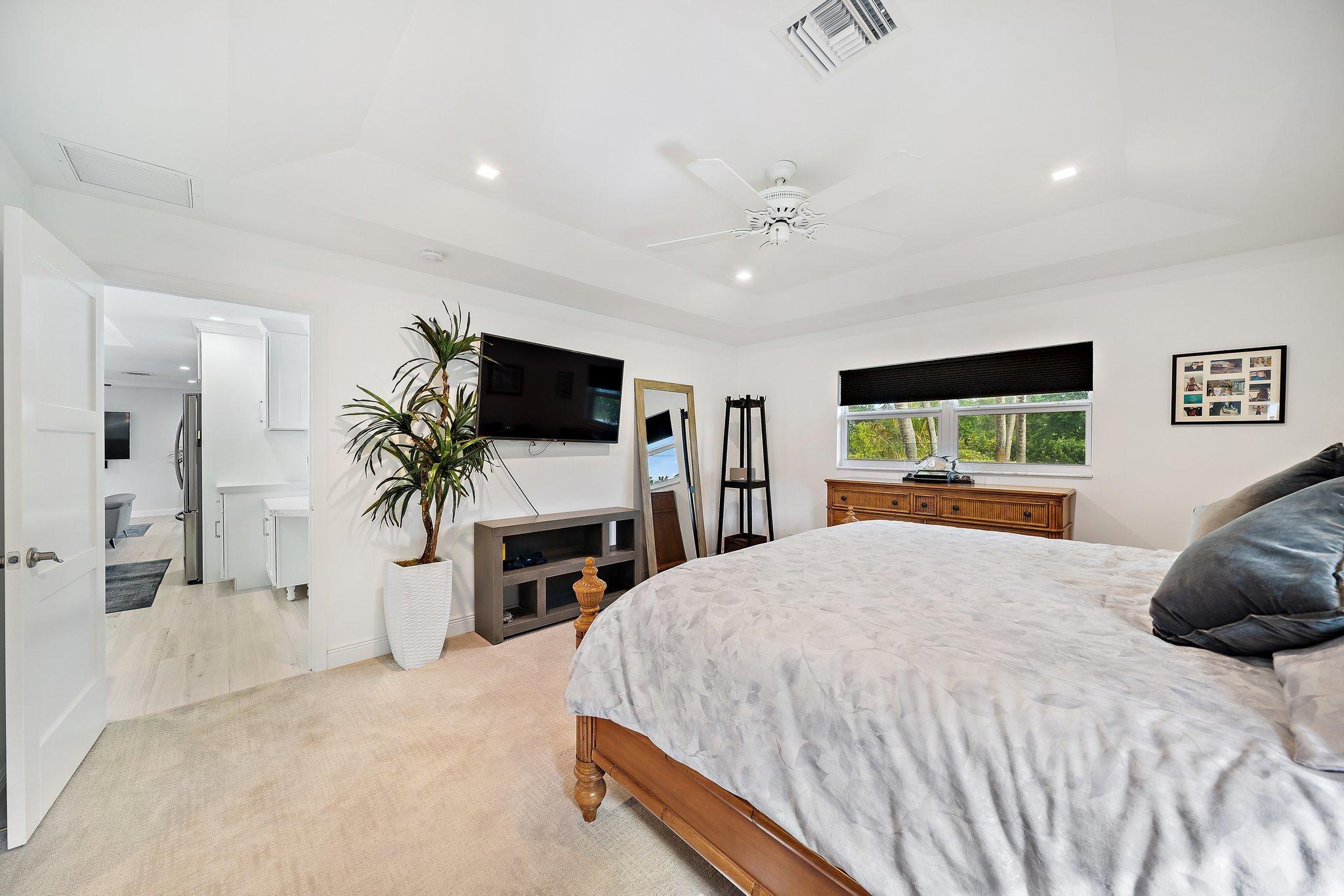 5895 Keith Road Jupiter, FL 33458 - Photo 18 of 62 041-5895KeithRoad-Jupiter-FL-33458-SMALL