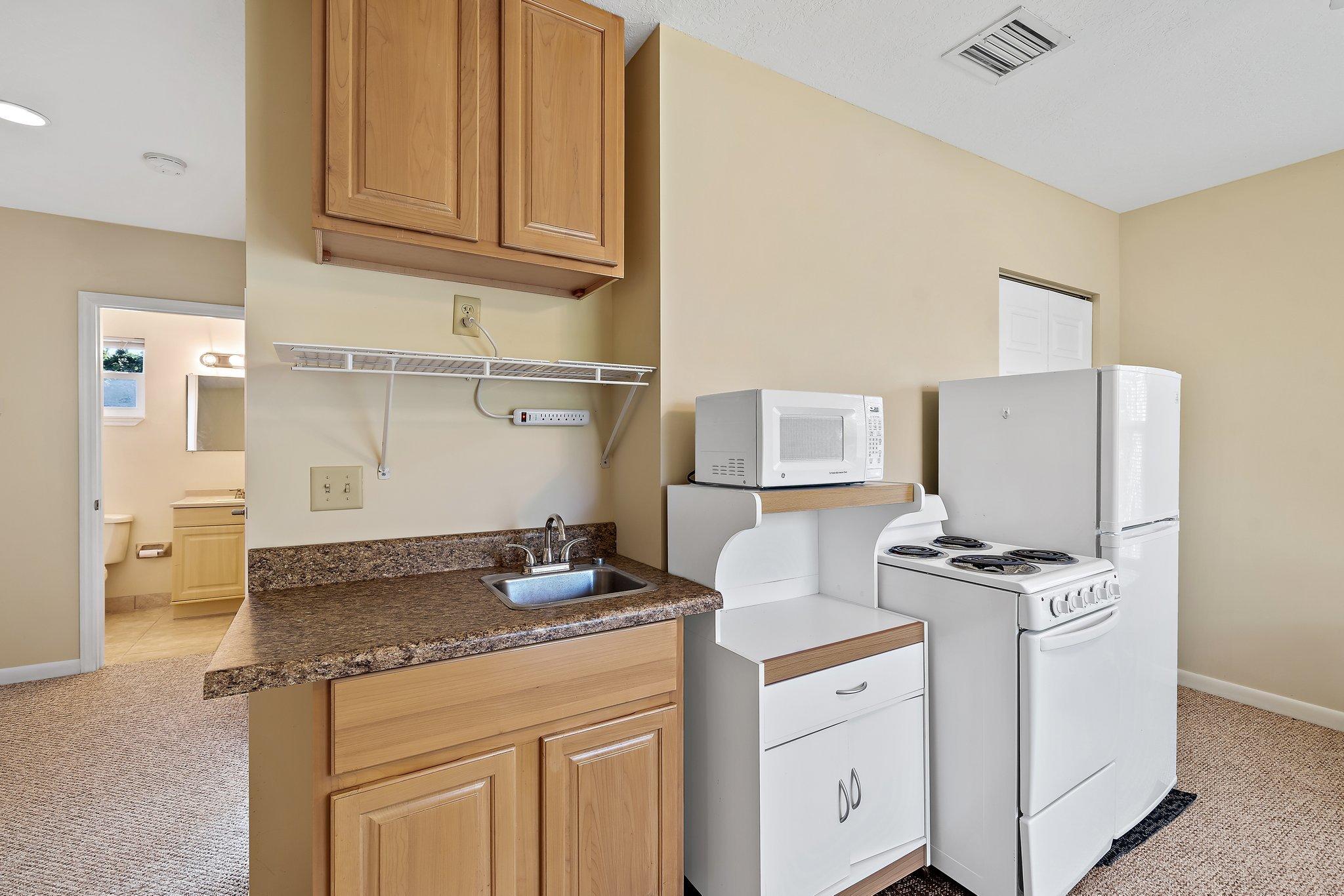 5895 Keith Road Jupiter, FL 33458 - Photo 32 of 62 056-5895KeithRoad-Jupiter-FL-33458-SMALL