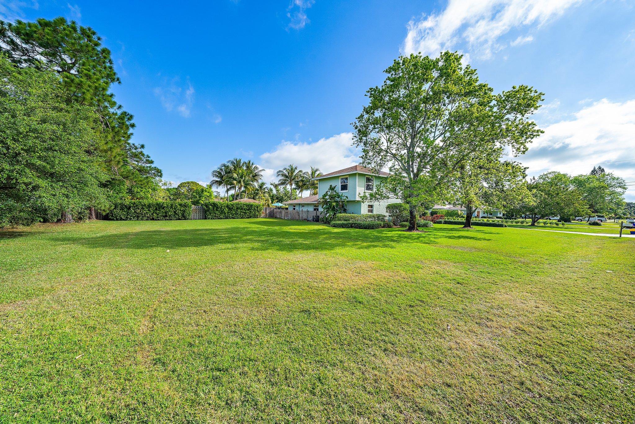 5895 Keith Road Jupiter, FL 33458 - Photo 53 of 62 003-5895KeithRoad-Jupiter-FL-33458-SMALL