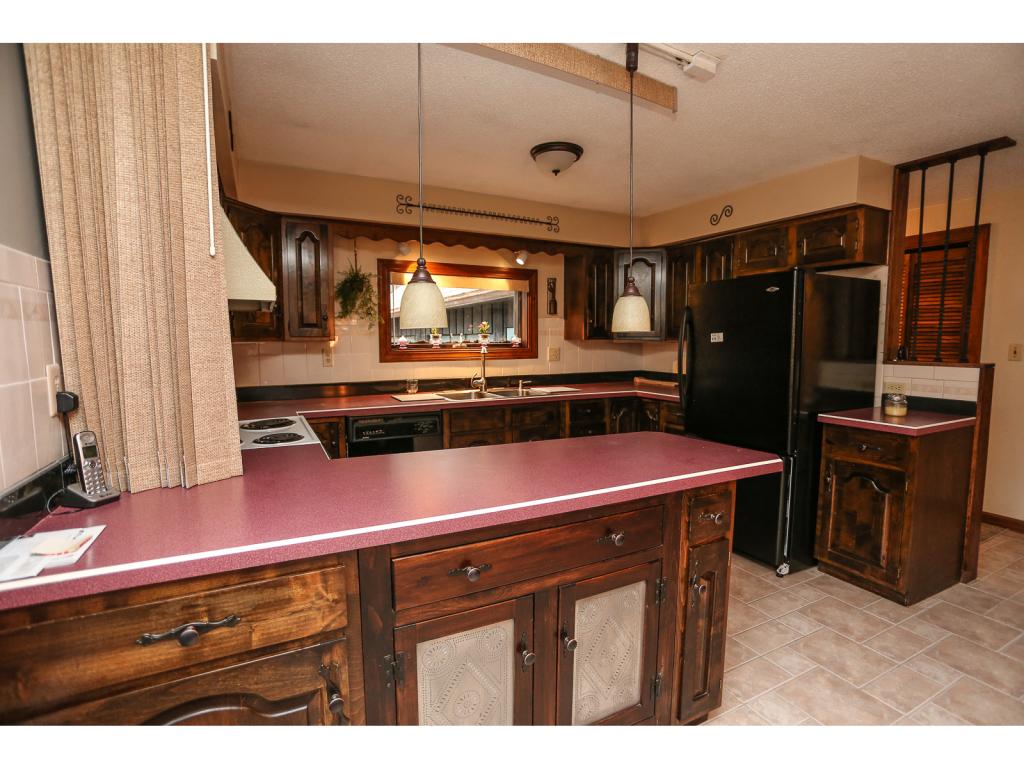 104 Hackett Hill Road Hooksett, NH 03106 - Photo 3 of 32