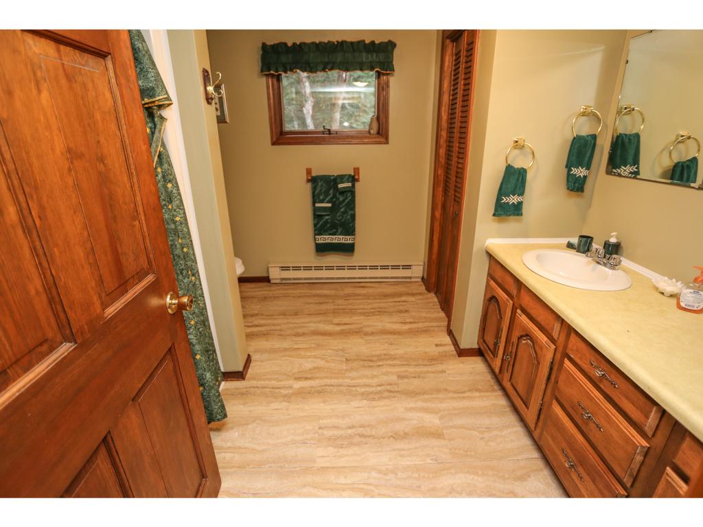 104 Hackett Hill Road Hooksett, NH 03106 - Photo 25 of 32