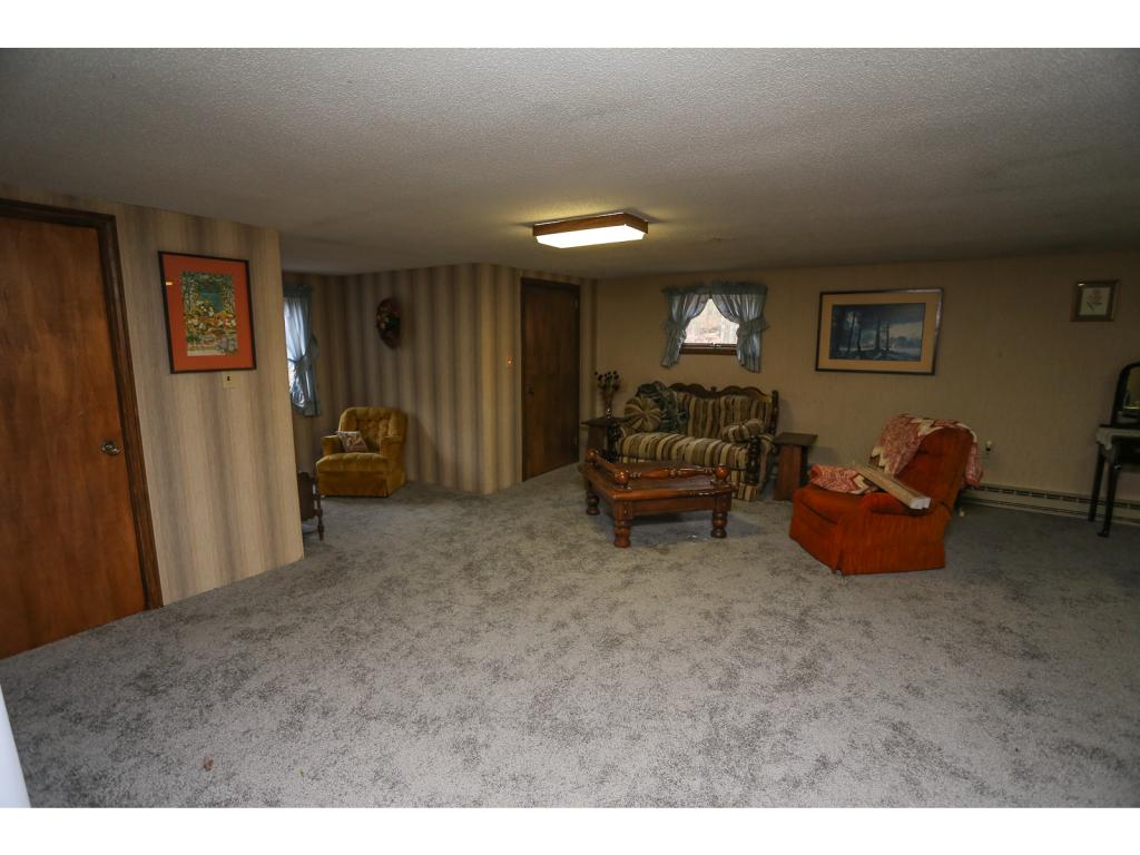 104 Hackett Hill Road Hooksett, NH 03106 - Photo 27 of 32