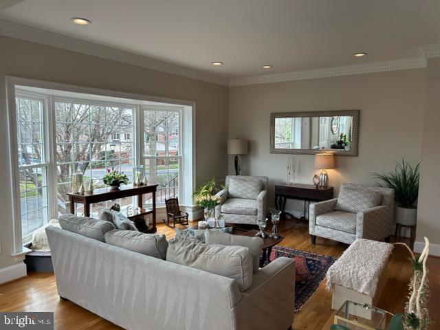 9431 Turnberry Drive Potomac, MD 20854 - Photo 3 of 6