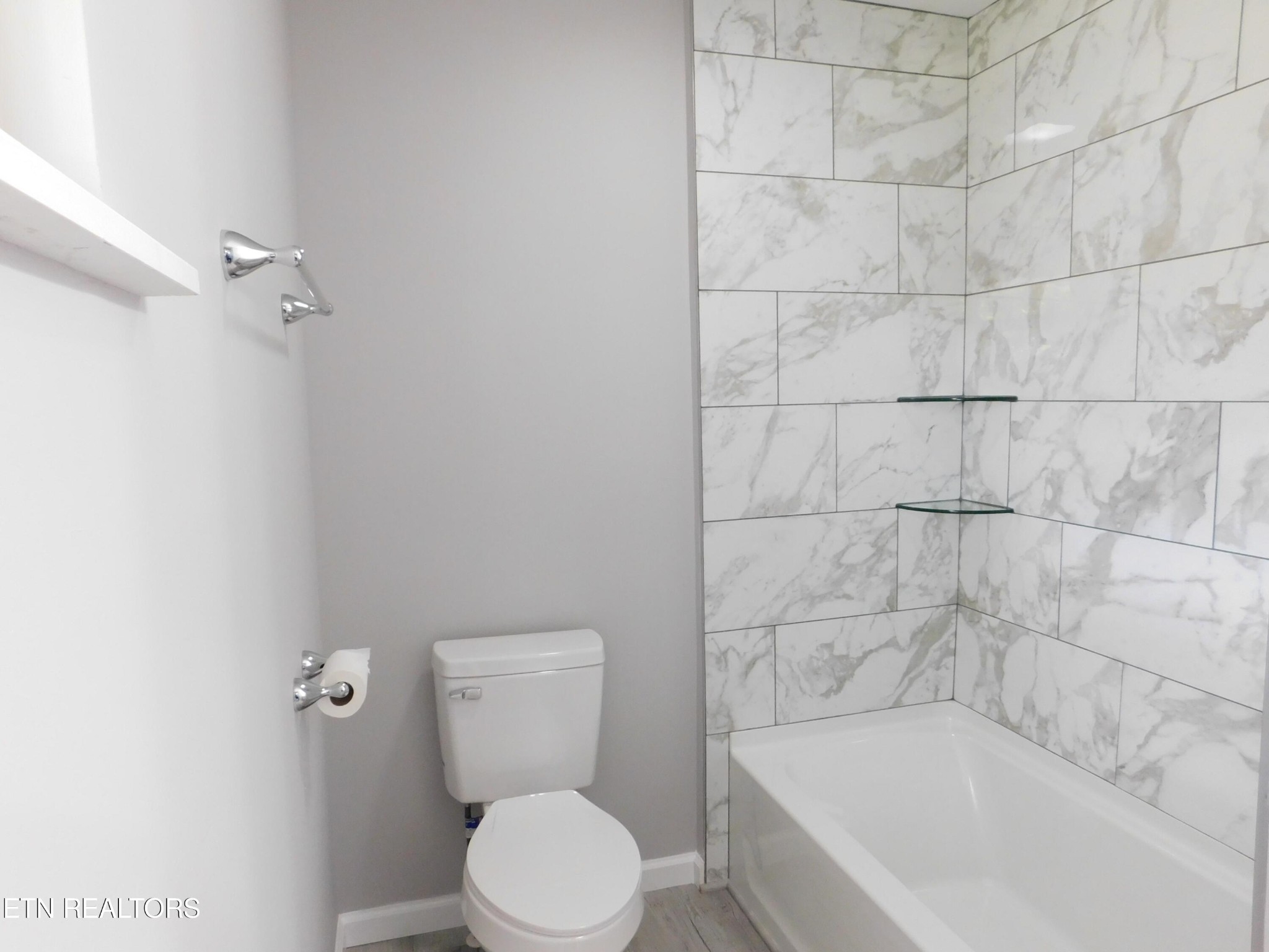 114 Lewis Lane Oak Ridge, TN 37830 - Photo 13 of 34