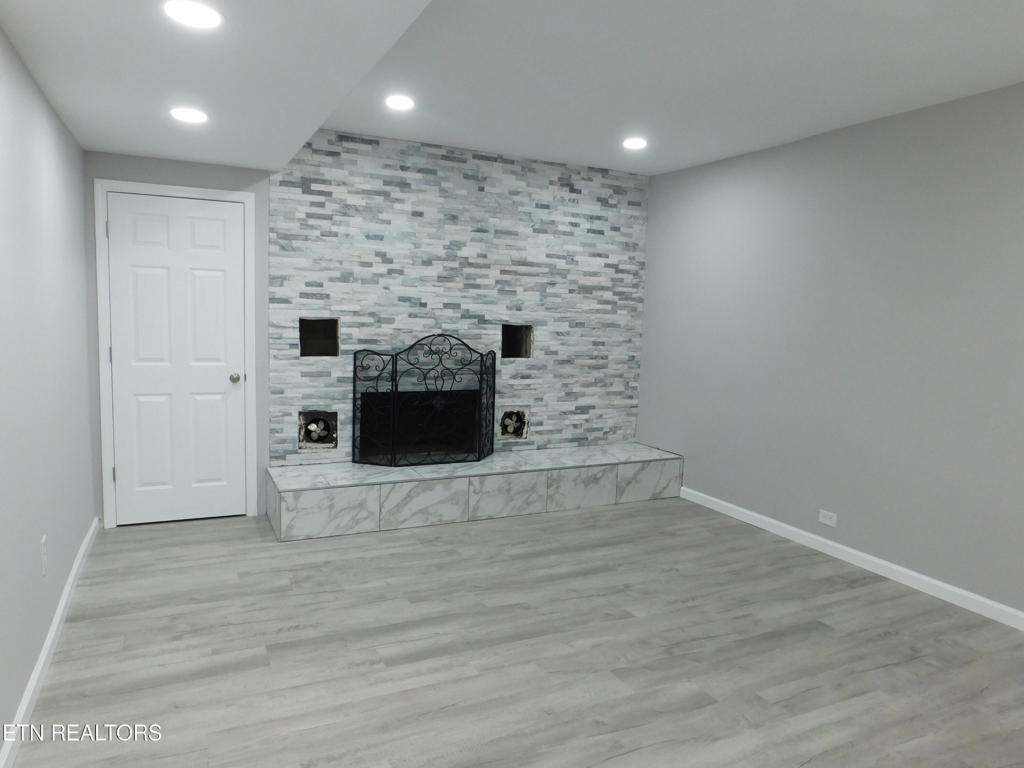 114 Lewis Lane Oak Ridge, TN 37830 - Photo 21 of 34