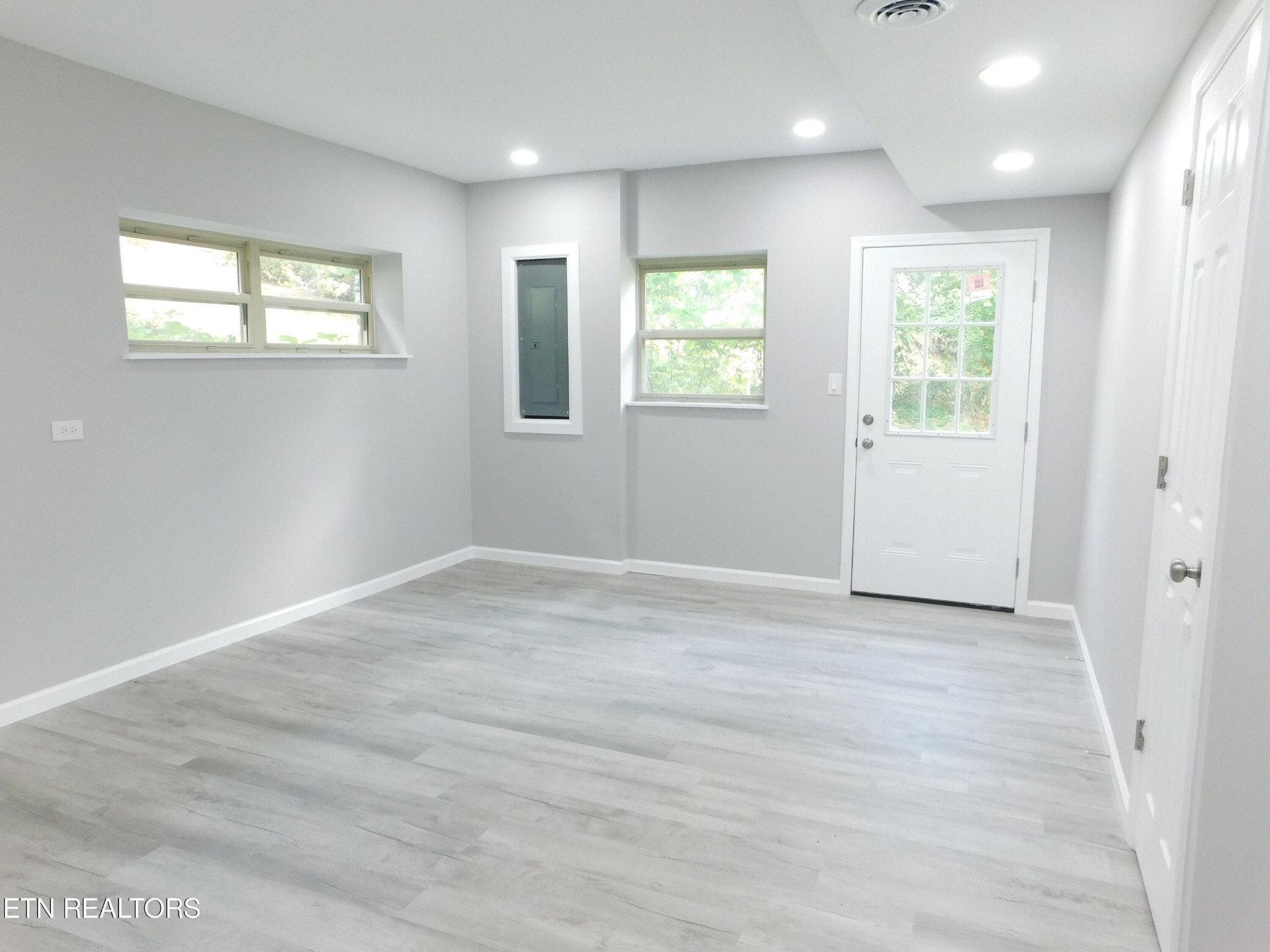 114 Lewis Lane Oak Ridge, TN 37830 - Photo 22 of 34