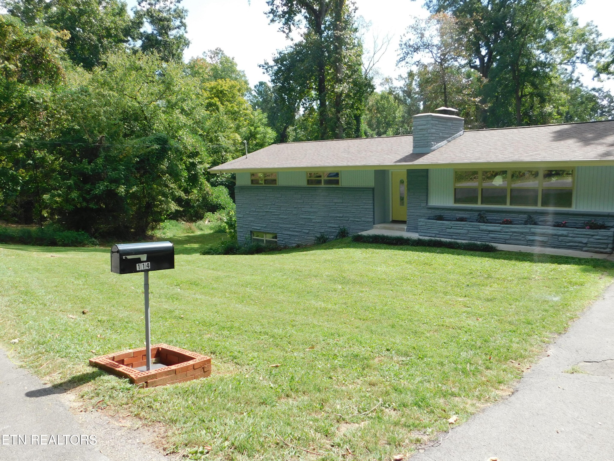 114 Lewis Lane Oak Ridge, TN 37830 - Photo 32 of 34