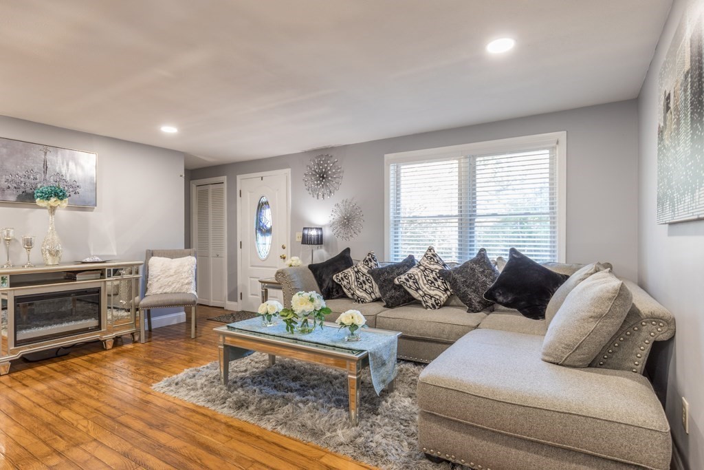 76 Krantz Road Winchendon, MA 01475 - Photo 3 of 12 Gallery Image 3