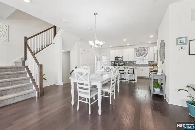 $639,000 | 1310 Parkview Lane, Rockaway, NJ 07866