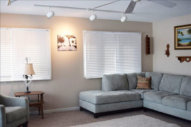 202 West Erie Road Temperance, MI 48182 - Photo 4 of 22 20431005-3.JPG