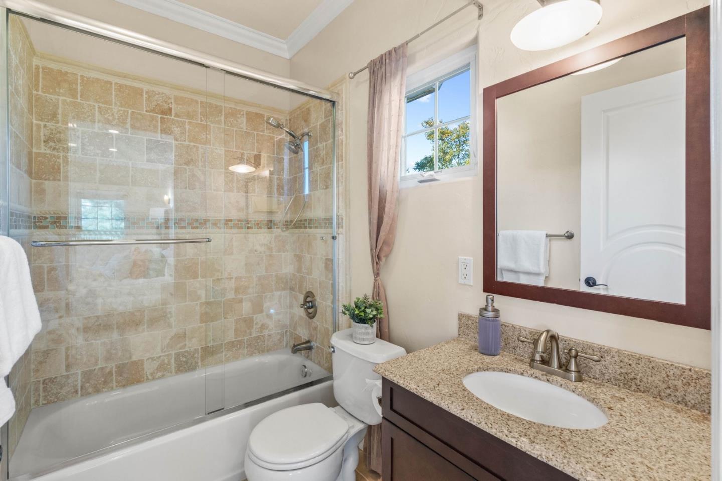1511 Burrows Road Campbell, CA 95008 - Photo 18 of 33 Gallery Image 18
