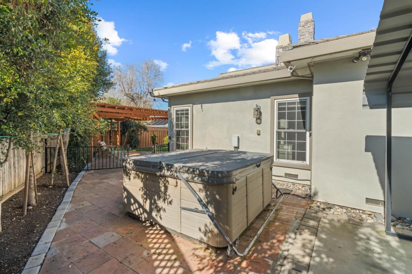 1511 Burrows Road Campbell, CA 95008 - Photo 26 of 33 Gallery Image 26
