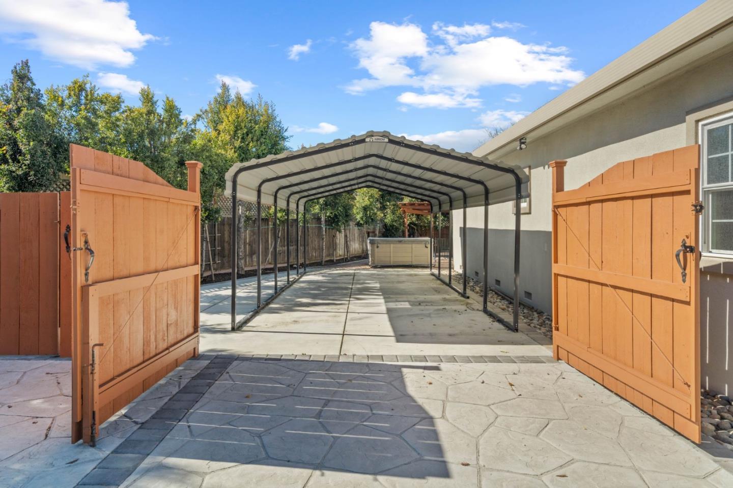 1511 Burrows Road Campbell, CA 95008 - Photo 27 of 33 Gallery Image 27