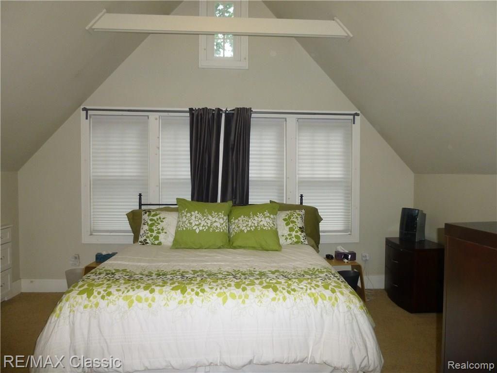 20 Wellesley Drive Pleasant Ridge, MI 48069 - Photo 25 of 67 P1020085.JPG