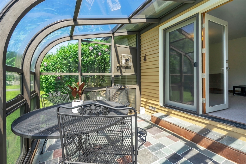 127 Pelham Road Amherst, MA 01002 - Photo 17 of 38