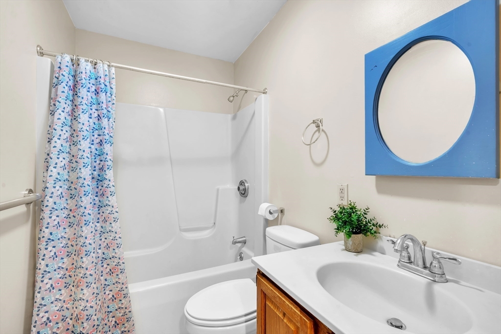 127 Pelham Road Amherst, MA 01002 - Photo 28 of 38