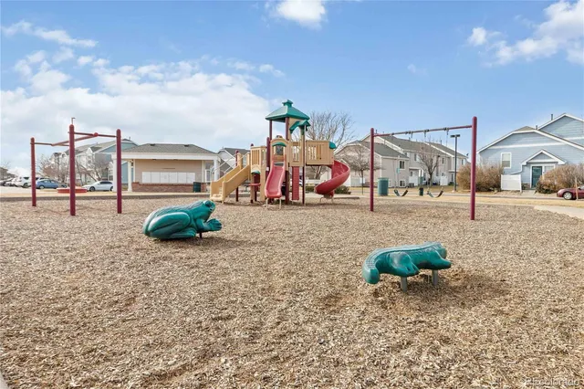 a view of a basketball court