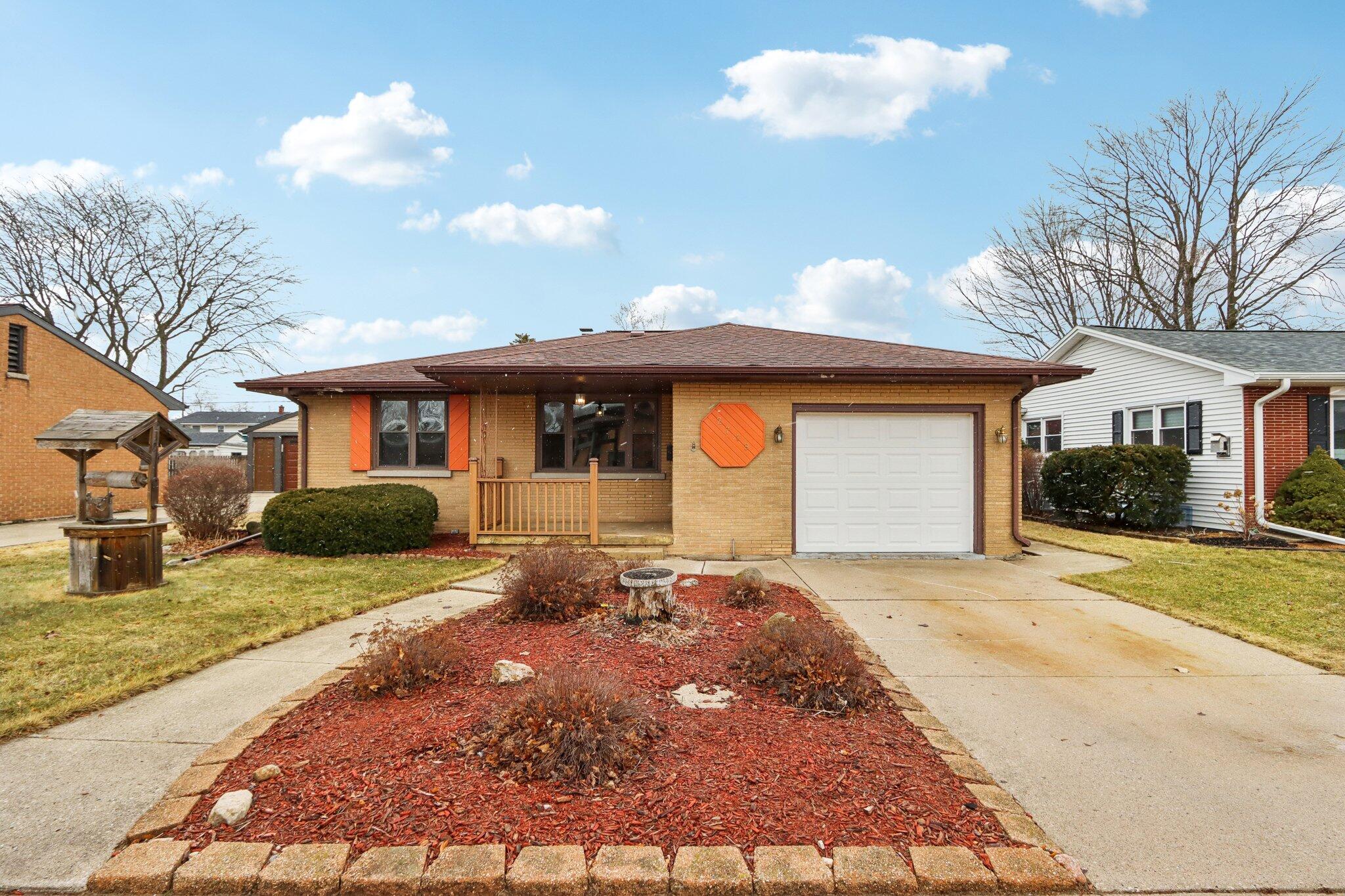 2719 Henry Street Sheboygan, WI 53081 - Photo 1 of 1 Front of house