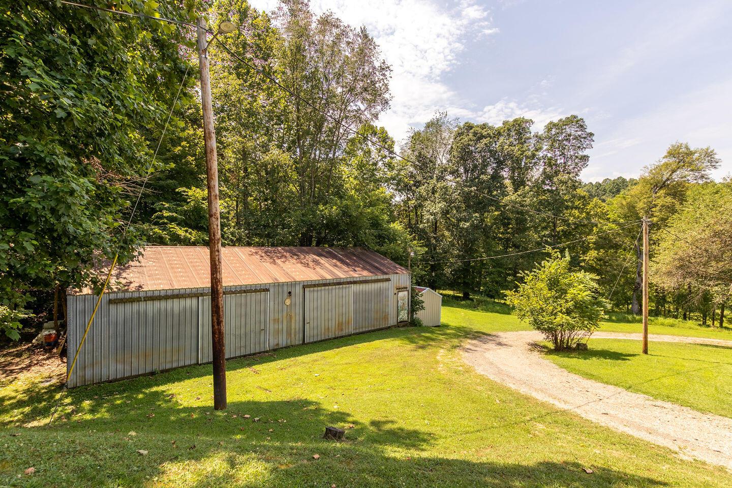 13570 Big Cola Road Rockbridge, OH 43149 - Photo 14 of 63 19