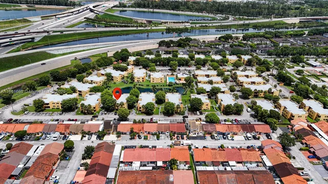 $202,500 | 576 Northwest 114th Avenue, Unit 203, Sweetwater, FL 33172