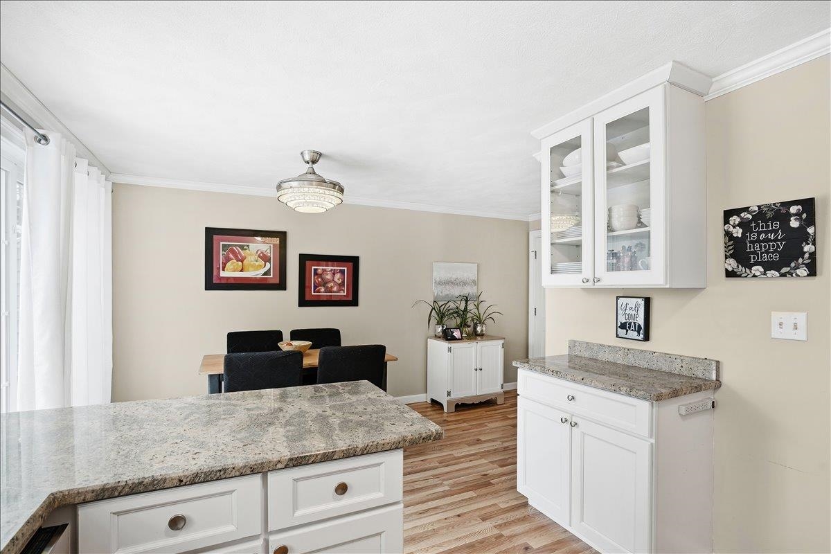 43 Hawkstead Hollow Nashua, NH 03063 - Photo 9 of 39